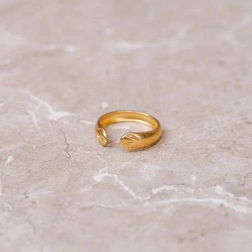 Adjustable Hug Ring Plated in 18K Gold