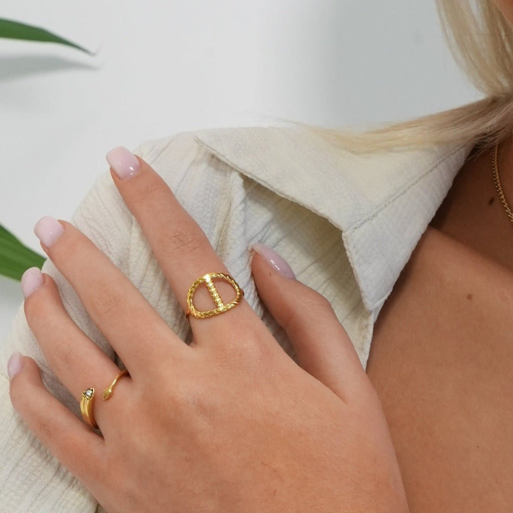 Gold Plated Arrow Ring 18k