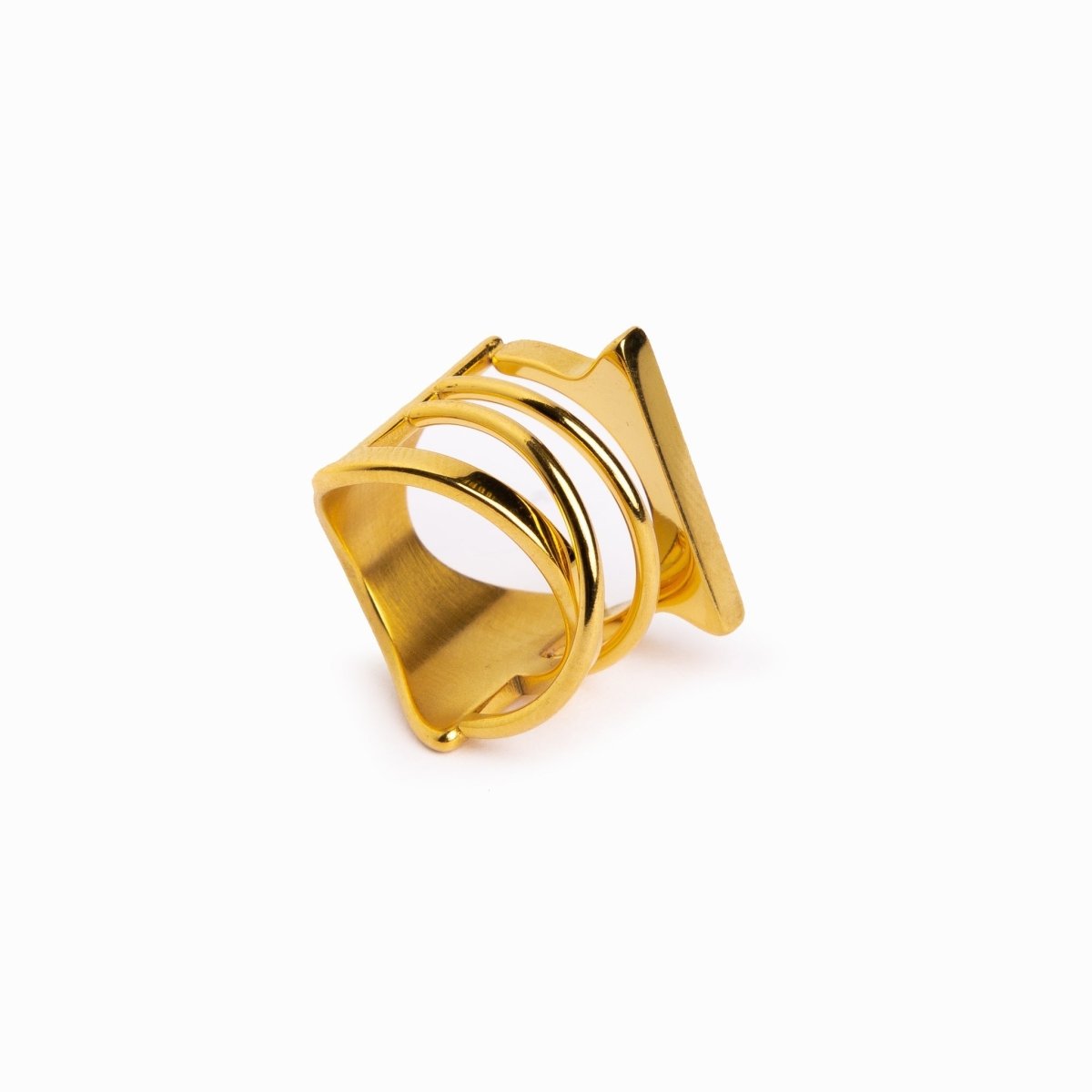 High Fashion Ring Plated in 18K Gold
