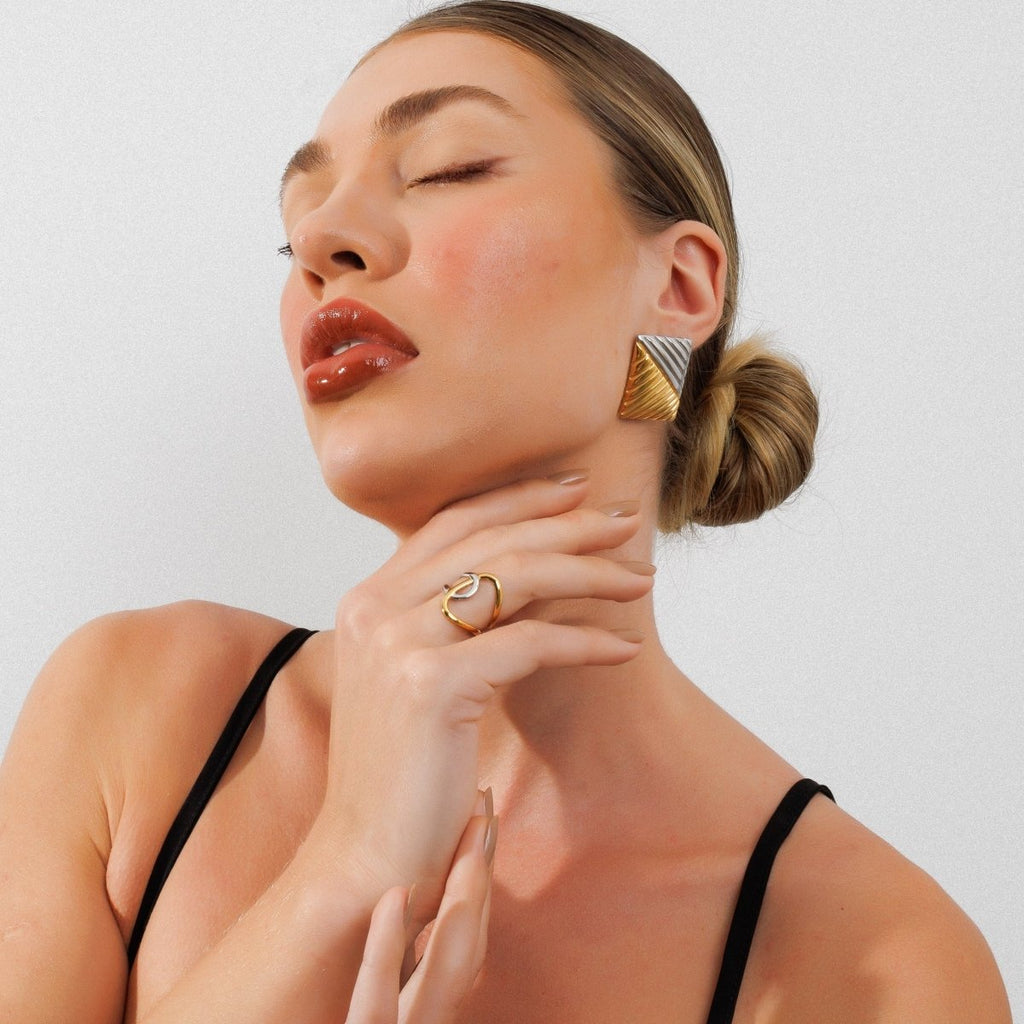 Adjustable Light Ties Ring with Gold and Silver Plating Mix