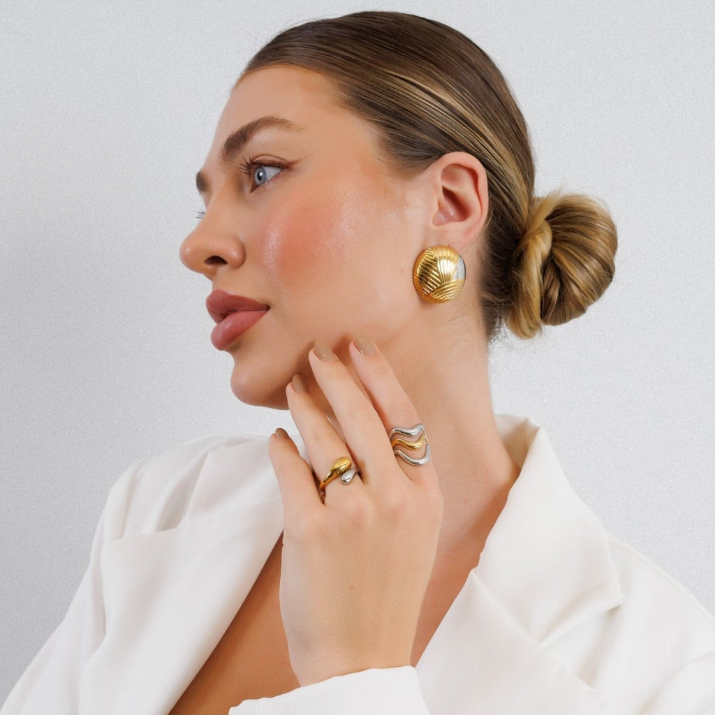 Adjustable Waves Ring with Mixed Gold and Silver Finishes