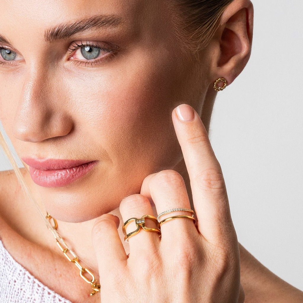 Tender Ring Plated in 18k Gold