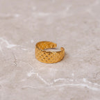 Luxurious Adjustable Ring Plated in 18K Gold