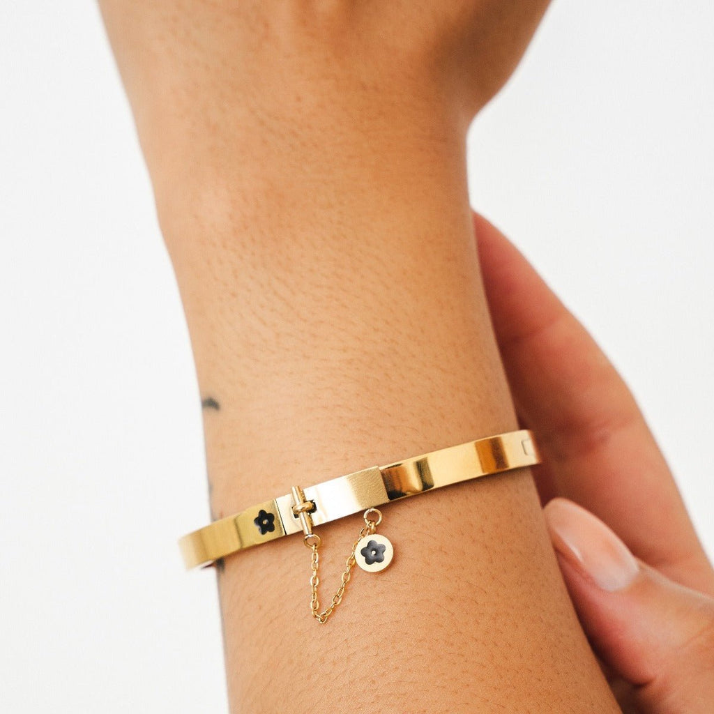 Charm Bracelet Plated in 18K Gold
