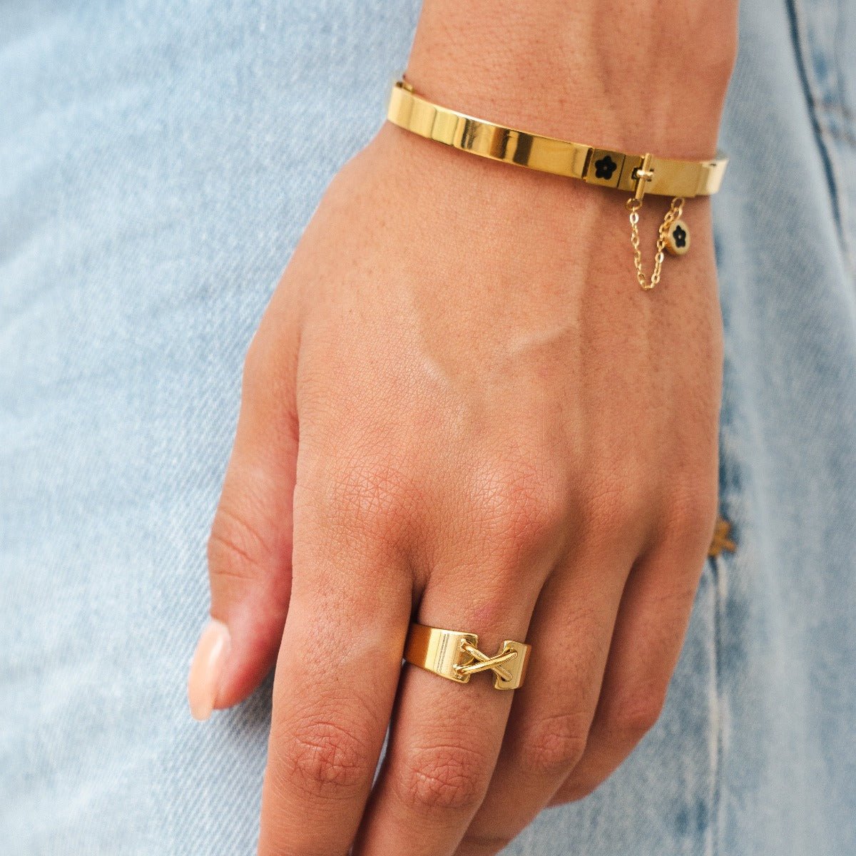 Charm Bracelet Plated in 18K Gold