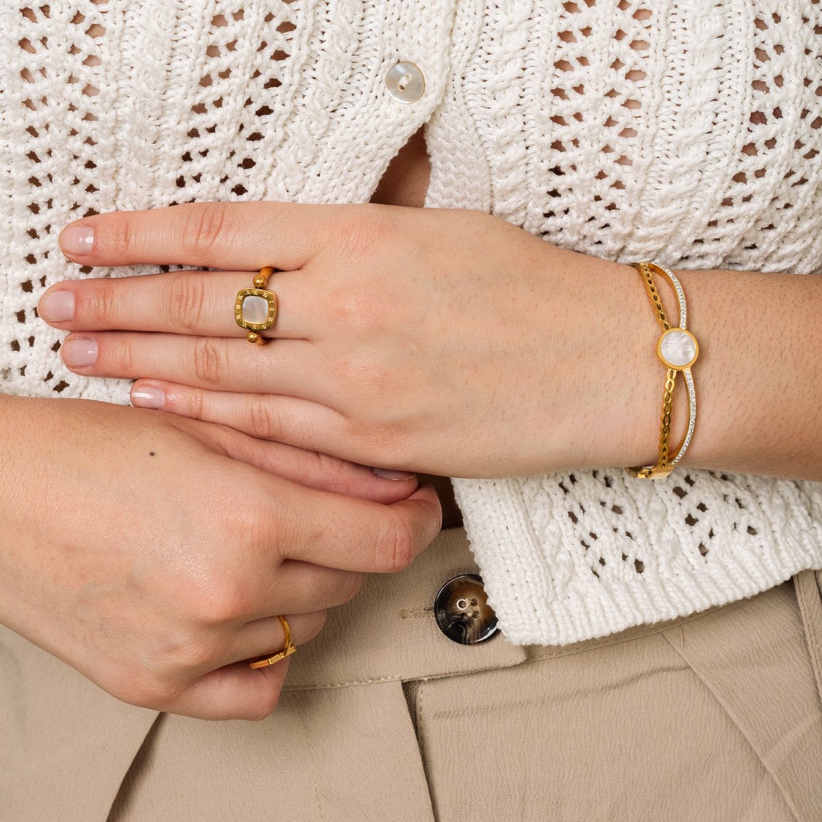 Venus Bracelet Plated in 18k Gold