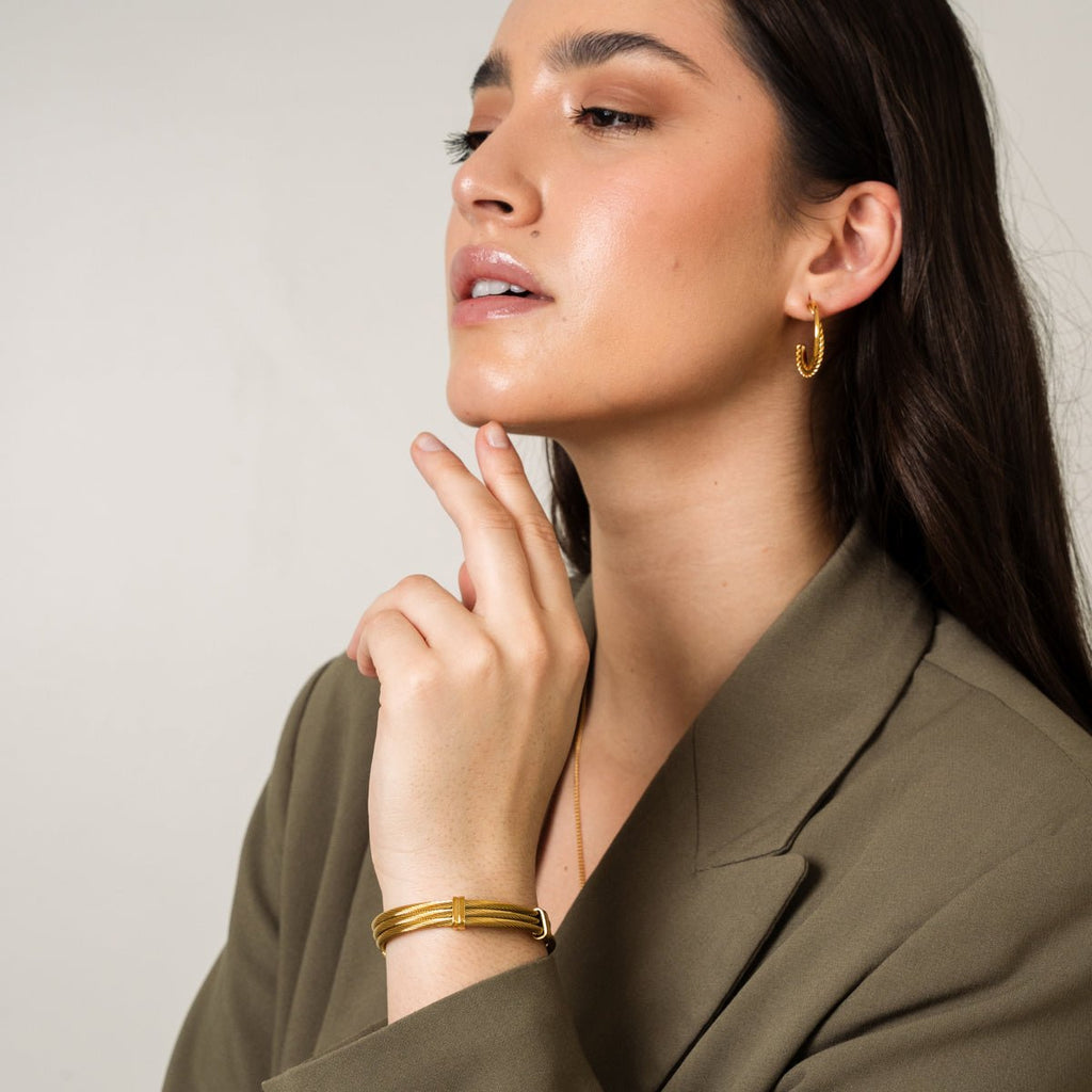 Gold-Plated Wire Bracelet 18k