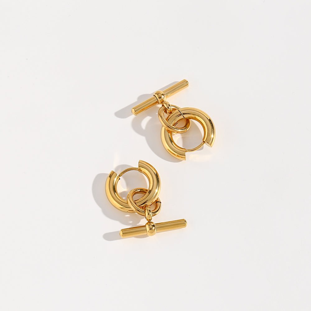 T-Bar Stud Earrings Plated in 18k Gold