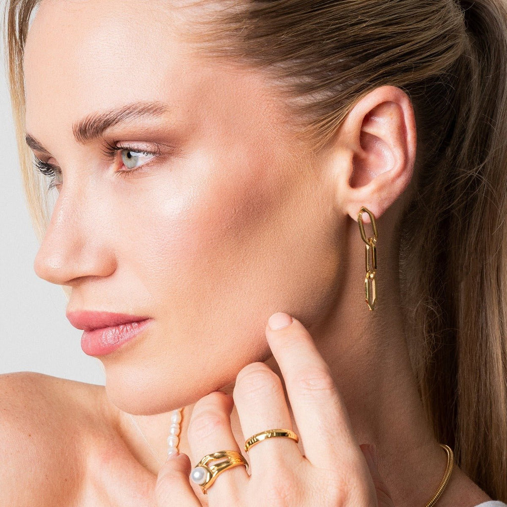 Hanging Earrings with 18k Gold Plating