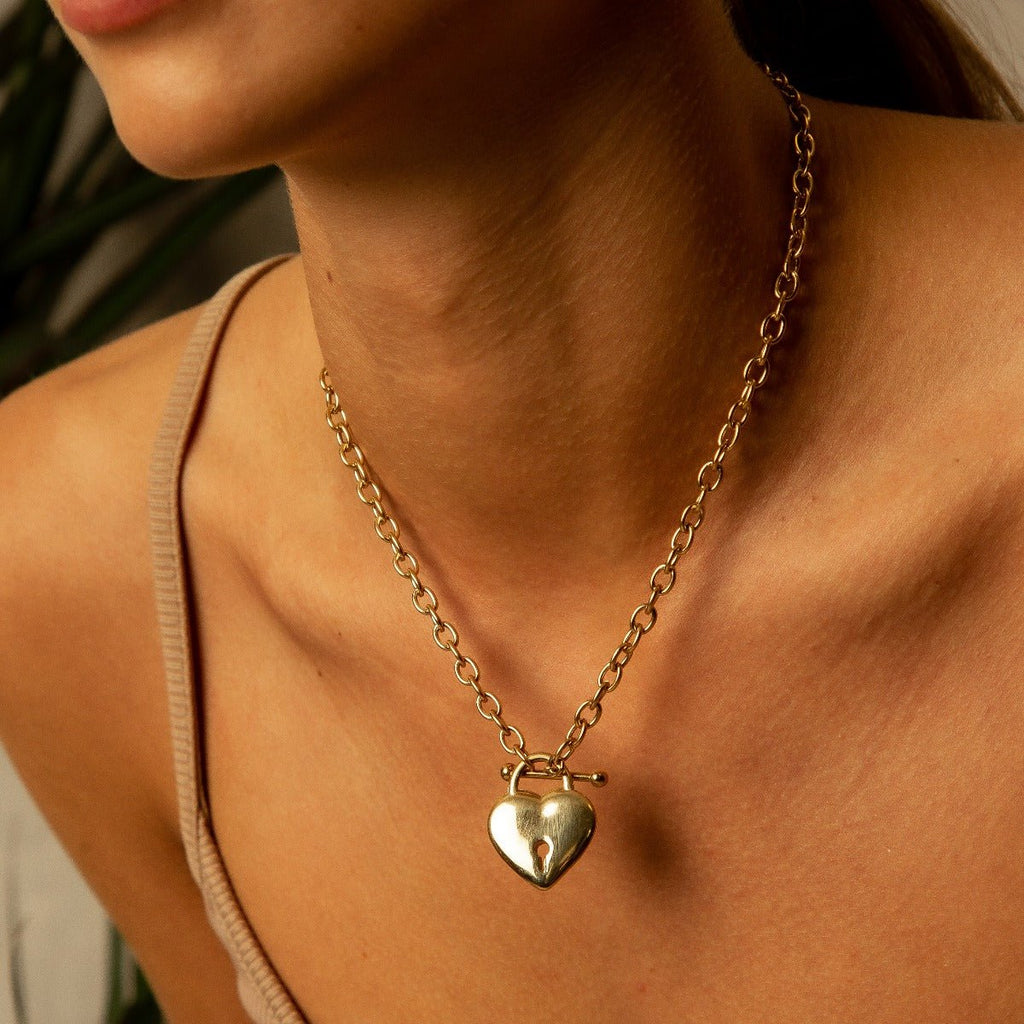 Eternal Love Heart Necklace Plated in 18k Gold