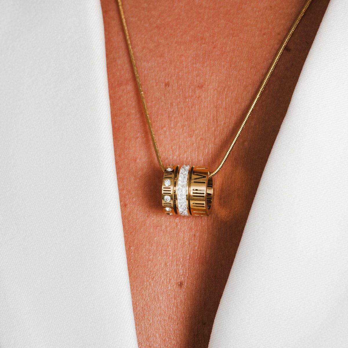 Triple Hoop Necklace with Roman Numerals Plated in 18k Gold