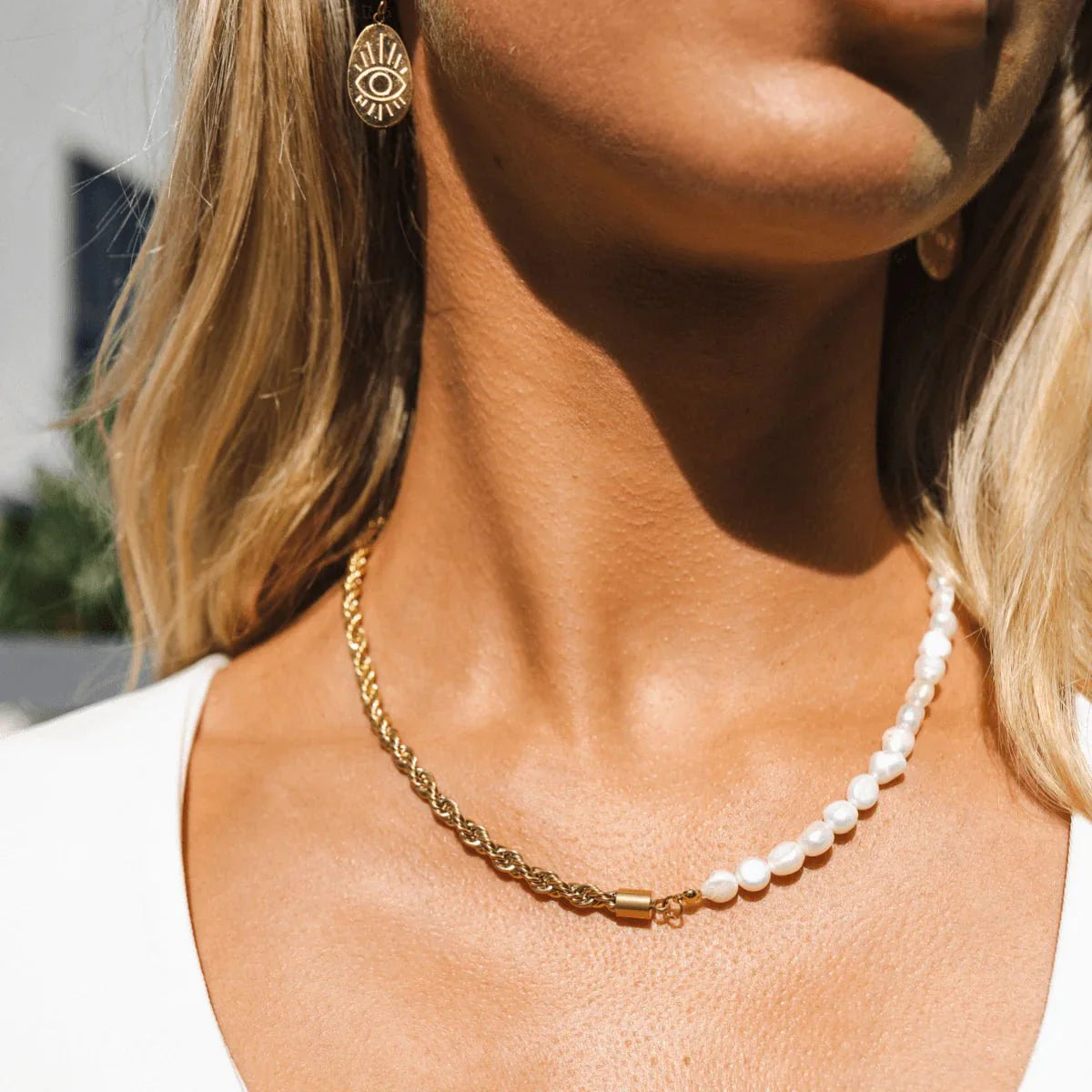 Bahian Necklace with Pearls Plated in 18k Gold