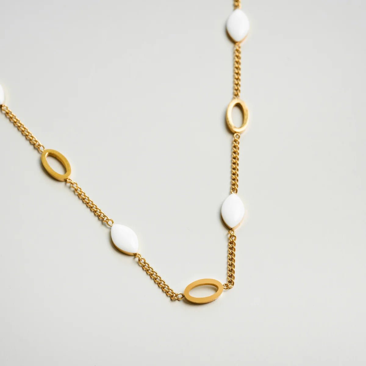 Angellica Oval Pendant Necklace Gold Plated in 18K
